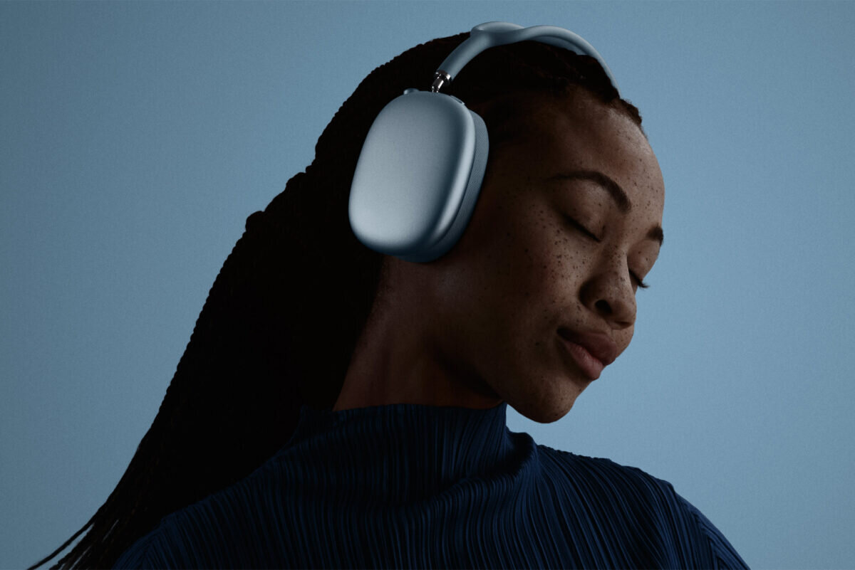 Apple AirPods Max 2 lansare — Imagine 2 Apple Announces AirPods Max 2 With H2 Chip, 1.5x Stronger ANC, and Live Translation — imagine 2