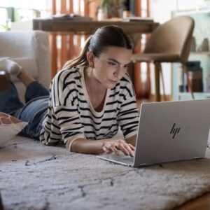 Laptop HP OmniBook X Flip Next Gen AI review — Imagine 9 Review Laptop HP OmniBook X Flip Next Gen AI 16-as0022nn – performanță și versatilitate — imagine 2