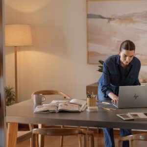 Laptop HP OmniBook X Flip Next Gen AI review — Imagine 12 Review Laptop HP OmniBook X Flip Next Gen AI 16-as0022nn – performanță și versatilitate — imagine 5